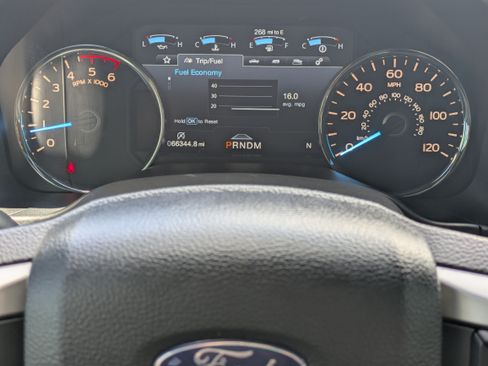 Used 2019 Ford F150 Lariat w/ Equipment Group 502A Luxury AWD/4WD image 33
