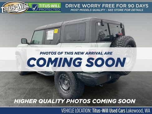 Used 2024 Ford Bronco Everglades image 4
