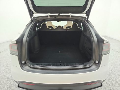 Used 2023 Tesla Model X AWD/4WD image 18