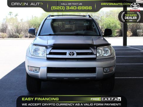 Used 2004 Toyota 4Runner SR5 AWD/4WD image 2