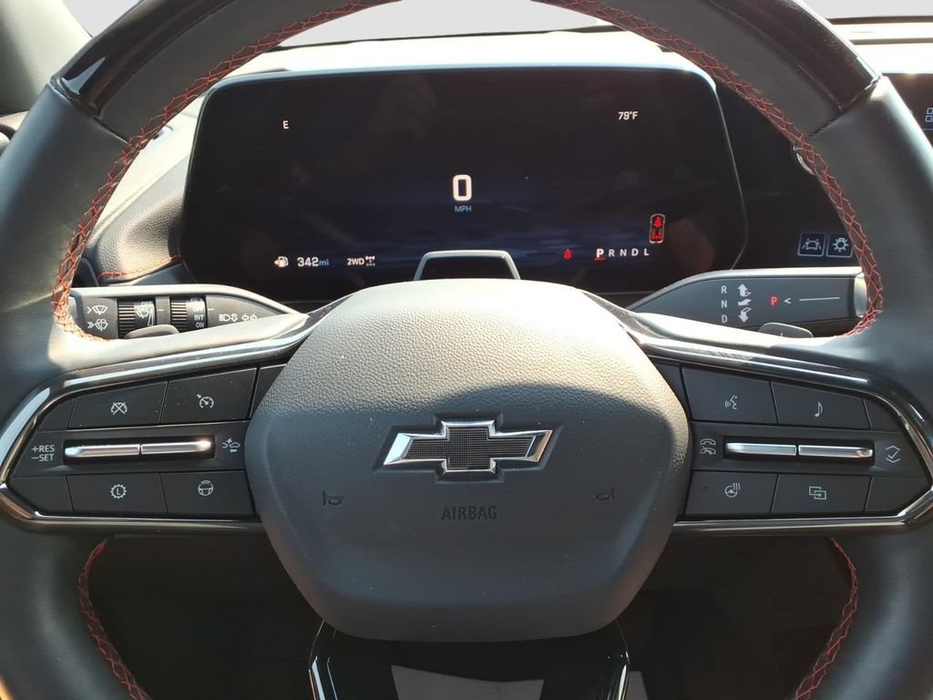 Used 2025 Chevrolet Traverse RS w/ LPO, Floor Liner Package AWD/4WD image 22
