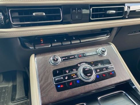 Used 2020 Lincoln Aviator Reserve w/ Equipment Group 201A AWD/4WD image 48