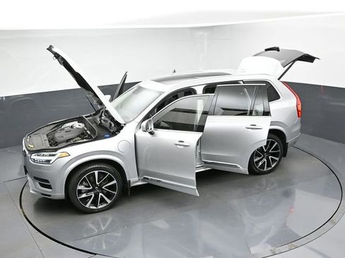 Used 2022 Volvo XC90 T8 Inscription Expression w/ Advanced Package image 53