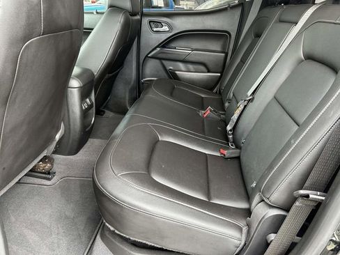 Used 2019 Chevrolet Colorado LT w/ Colorado RST Special Edition AWD/4WD image 14