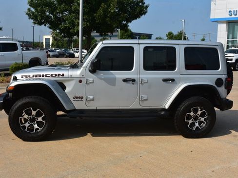 Used 2022 Jeep Wrangler Unlimited Rubicon w/ LED Lighting Group AWD/4WD image 8