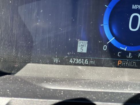 Used 2022 Ford Explorer Platinum w/ Equipment Group 601A image 13