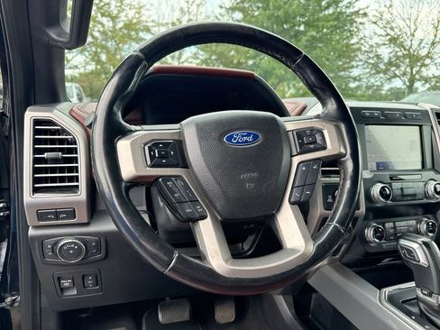 Used 2019 Ford F150 Platinum w/ Technology Package AWD/4WD image 11