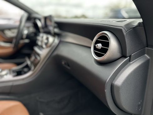 Used 2020 Mercedes-Benz C 300 Cabriolet w/ AMG Line image 38