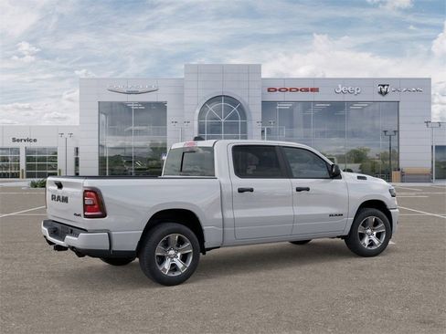 New 2026 RAM 1500 Express image 4