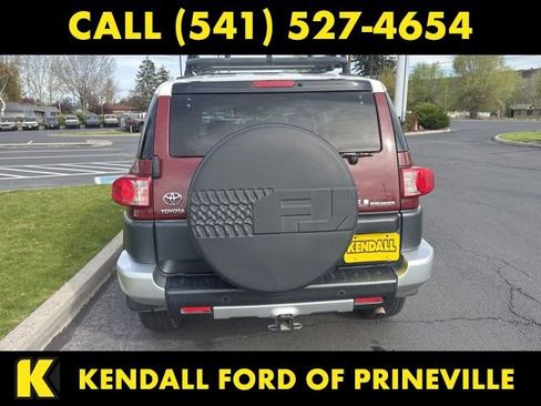 Used 2008 Toyota FJ Cruiser 4WD image 7