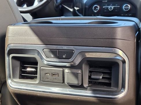 Used 2019 Chevrolet Silverado 1500 LTZ image 31