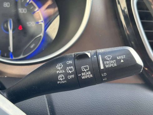 Used 2019 Chrysler Pacifica Touring-L Plus w/ Advanced Safetytec Group FWD image 35