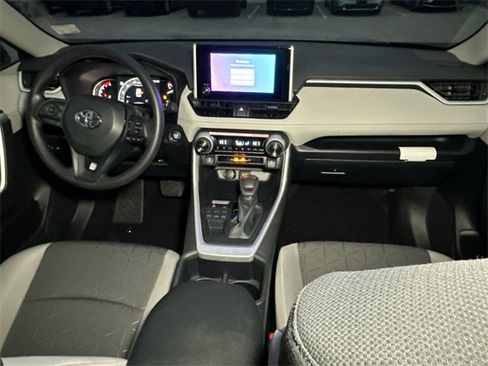 New 2025 Toyota RAV4 XLE image 15