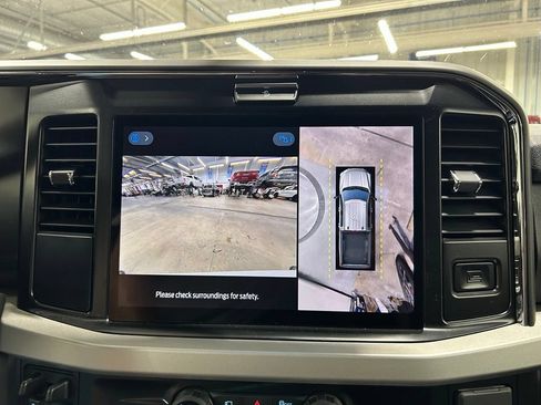 New 2026 Ford F350 XLT w/ XLT Premium Package AWD/4WD image 22