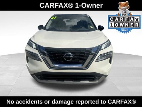 Used 2021 Nissan Rogue SL w/ Premium Package image 2