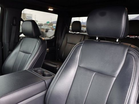 Used 2022 Ford F250 Lariat w/ Lariat Ultimate Package AWD/4WD image 16