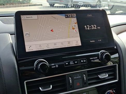 Used 2023 Nissan Armada SL image 21