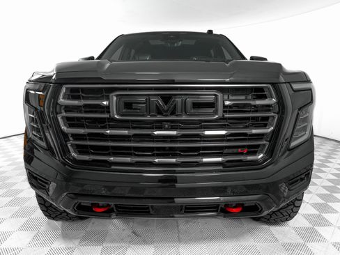 Used 2026 GMC Yukon XL AT4 Ultimate image 2