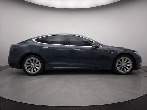 Used 2017 Tesla Model S 75 image 29