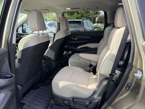 Used 2025 Subaru Ascent Premium AWD/4WD image 15