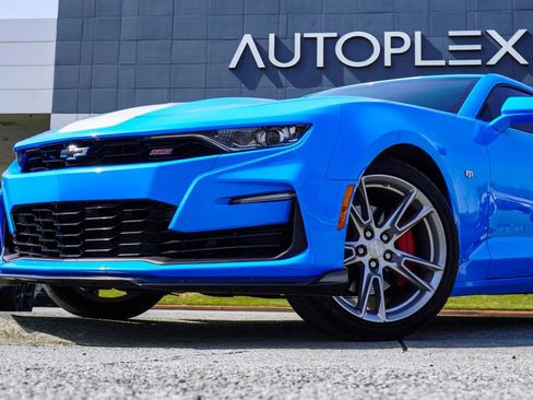 Used 2022 Chevrolet Camaro SS image 2