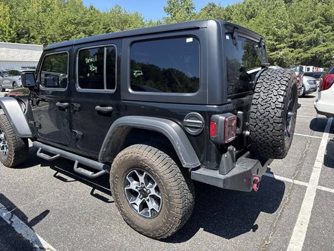 Used 2023 Jeep Wrangler Unlimited Rubicon w/ Cold Weather Group AWD/4WD image 16