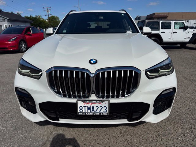 Used 2021 BMW X5 xDrive40i w/ M Sport Package AWD/4WD image 2