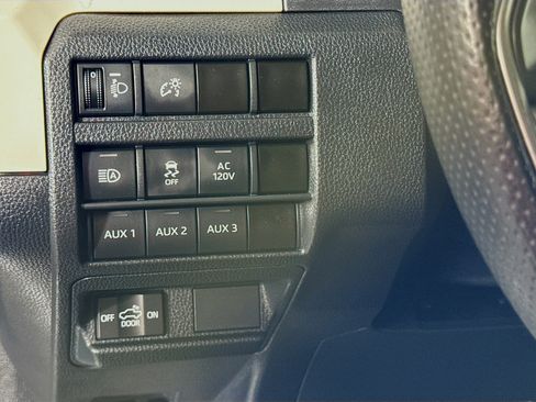 Certified 2024 Toyota Tacoma TRD Sport w/ TRD Sport Upgrade Package AWD/4WD image 10
