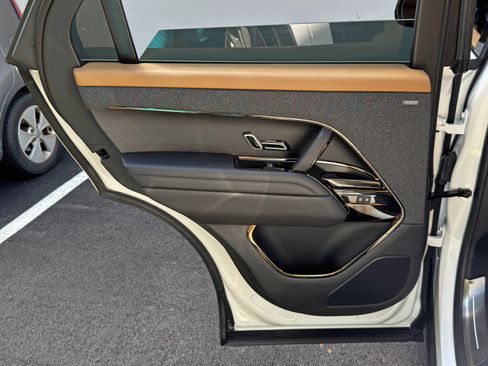 Used 2024 Land Rover Range Rover Sport Autobiography image 50