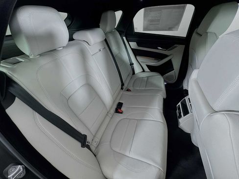 New 2025 Jaguar F-PACE R-Dynamic S image 25