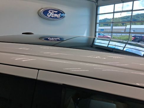 Used 2021 Ford F150 Lariat w/ Equipment Group 502A High AWD/4WD image 20