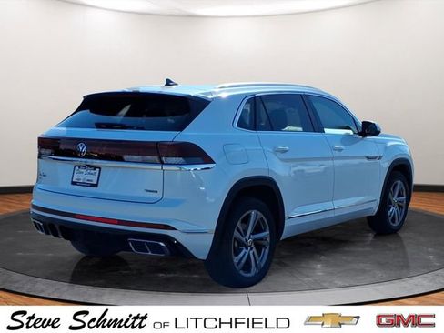 Used 2024 Volkswagen Atlas Cross Sport SEL R-Line image 7