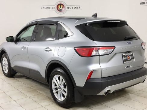 Used 2022 Ford Escape SE w/ Convenience Package image 4