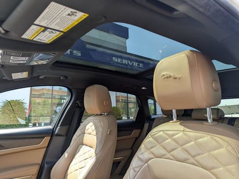 Used 2023 Jaguar F-PACE S AWD/4WD image 26