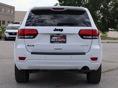 Used 2018 Jeep Grand Cherokee Altitude AWD/4WD image 10