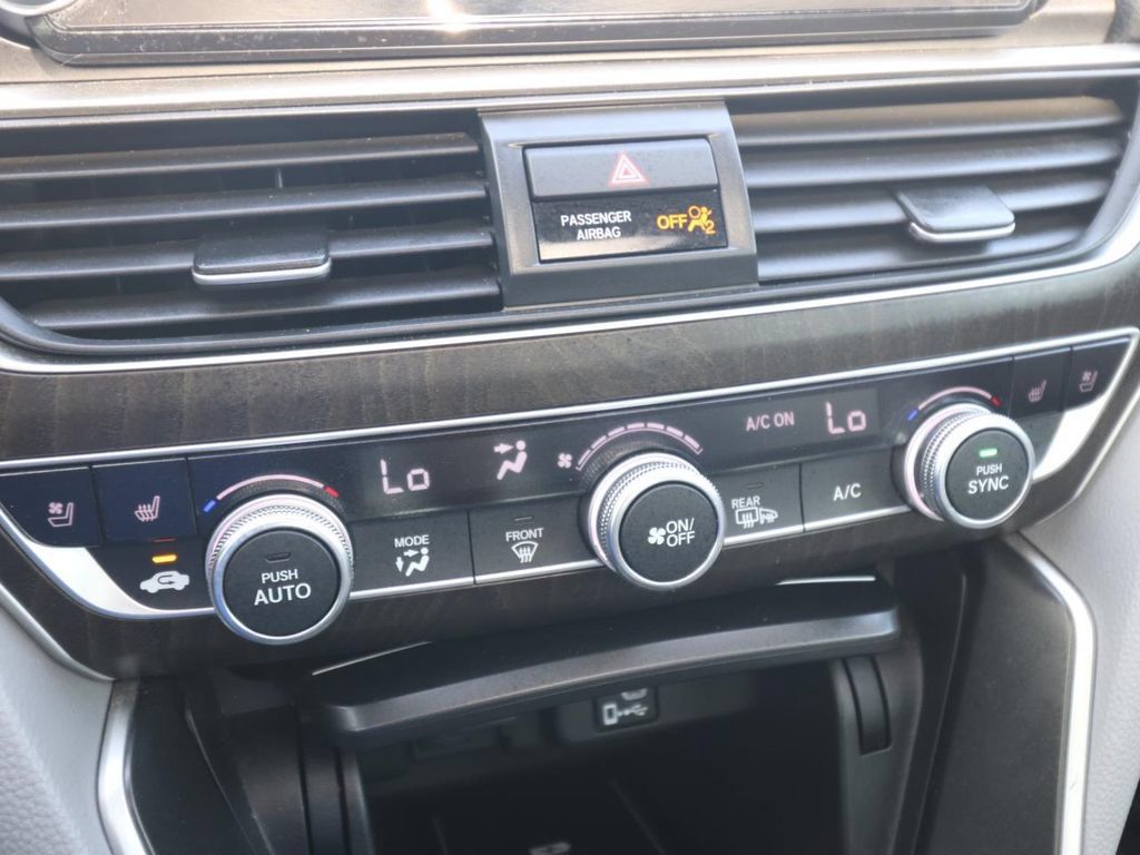 Used 2018 Honda Accord Touring image 20