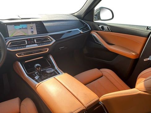 Certified 2023 BMW X6 xDrive40i image 11