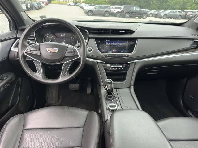 Used 2020 Cadillac XT5 Premium Luxury AWD/4WD image 12