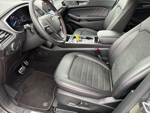 Used 2021 Ford Edge ST-Line image 18