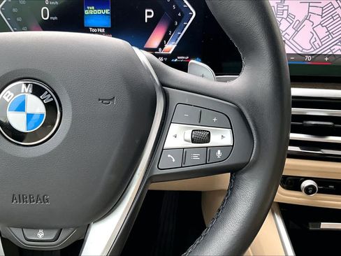 Certified 2024 BMW 330i Sedan w/ Premium Package image 17