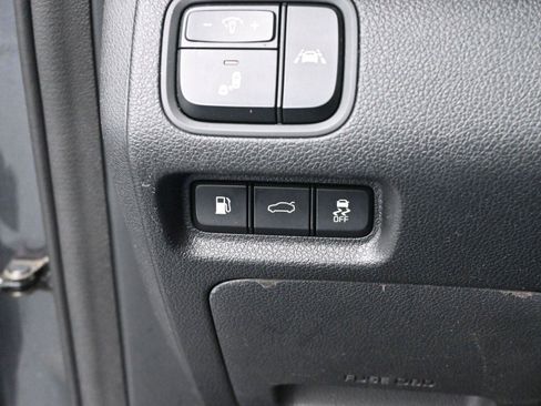 Used 2020 Kia Optima LX image 25