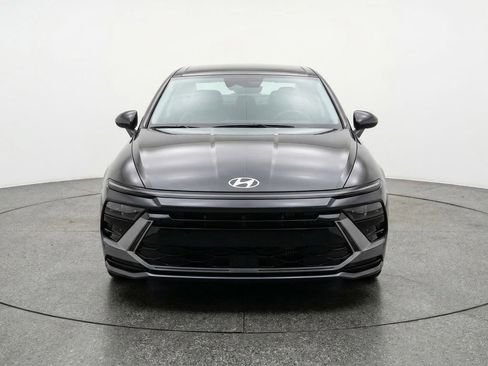 Used 2025 Hyundai Sonata SEL FWD image 2