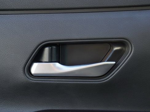 New 2026 Nissan Kicks SV image 8