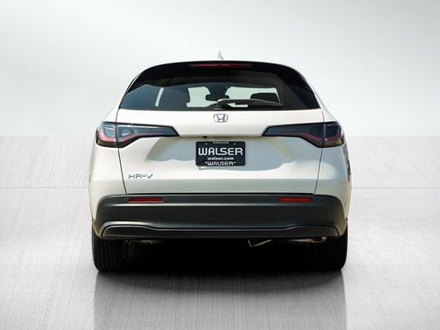 New 2026 Honda HR-V LX image 5