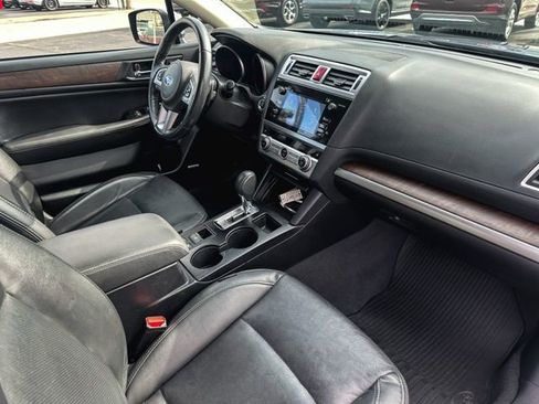 Used 2017 Subaru Outback 2.5i Limited image 24
