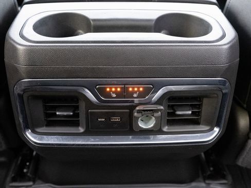 Used 2020 Chevrolet Silverado 1500 LTZ image 19