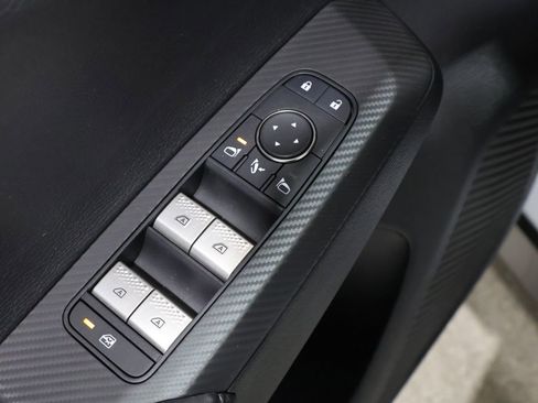 Used 2024 Mitsubishi Outlander SEL image 14