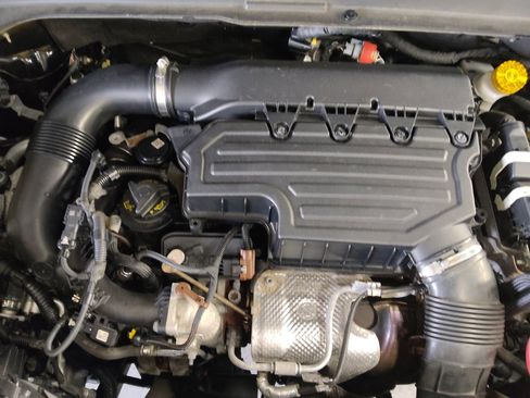 Used 2022 Jeep Renegade Limited AWD/4WD image 30