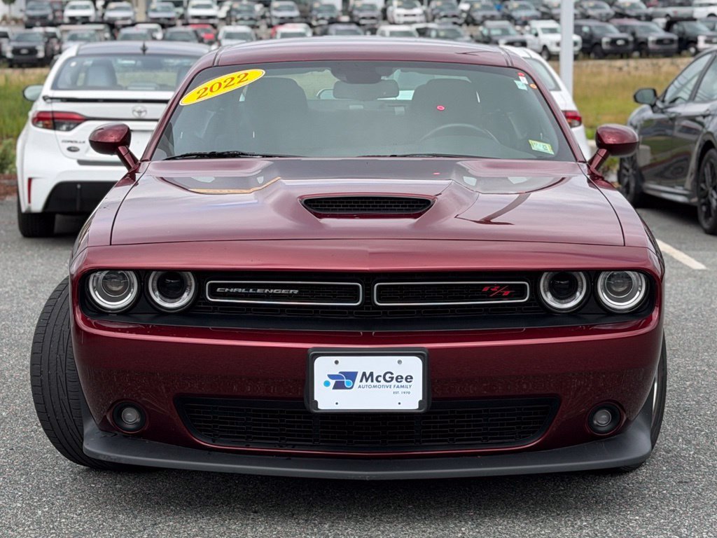 Used 2022 Dodge Challenger R/T RWD image 2