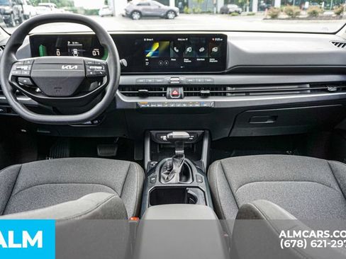 Used 2025 Kia K4 FWD image 25